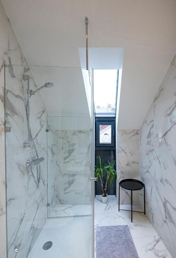 Loft 1 Bd Old Town Apartment By Hostlovers คอนัส ภายนอก รูปภาพ
